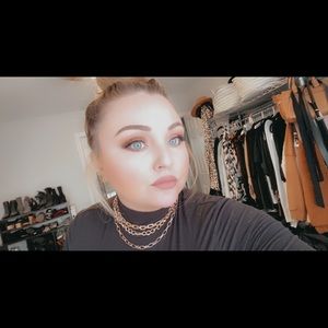 Meet your Posher, Karissa